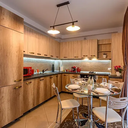 Jad - Luxury Afi Mall Apartment